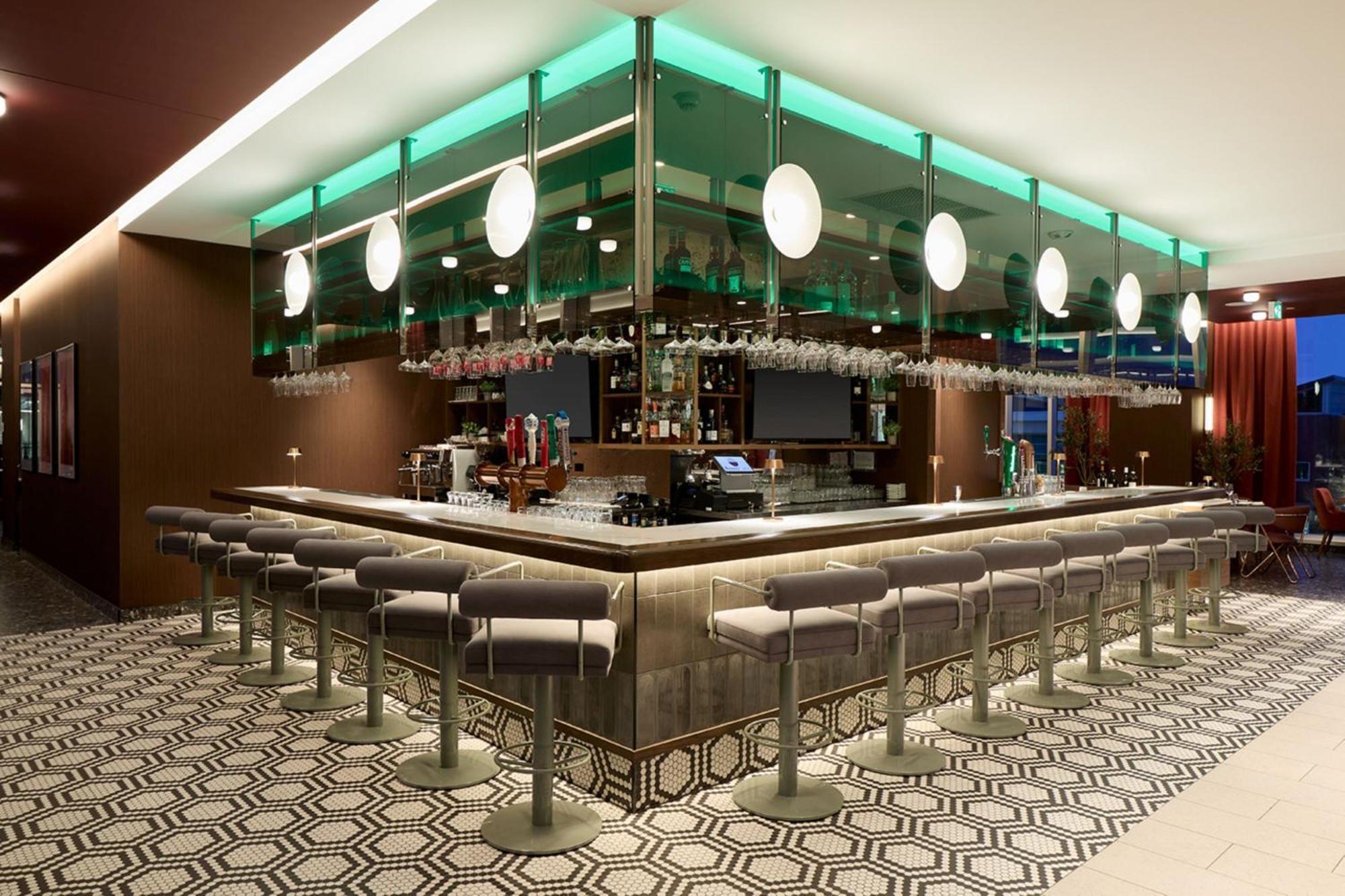 Courtyard By Marriott Montreal Laval Hotel Kültér fotó